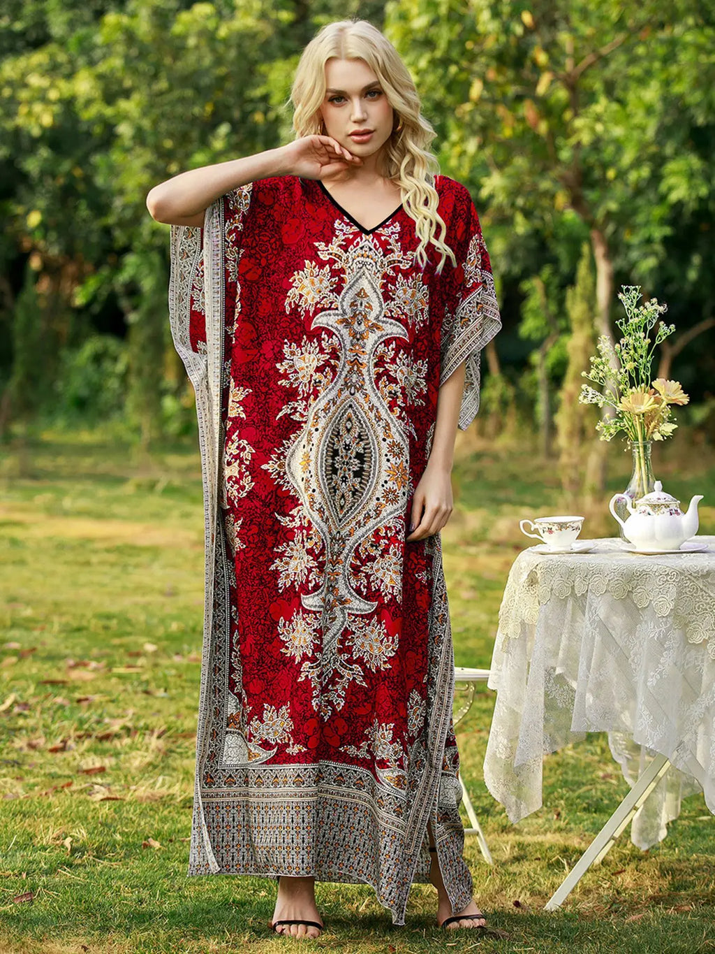 Robe Longue Bohémienne Col V — Imprimé Ethnique Plage Moyen-Orient