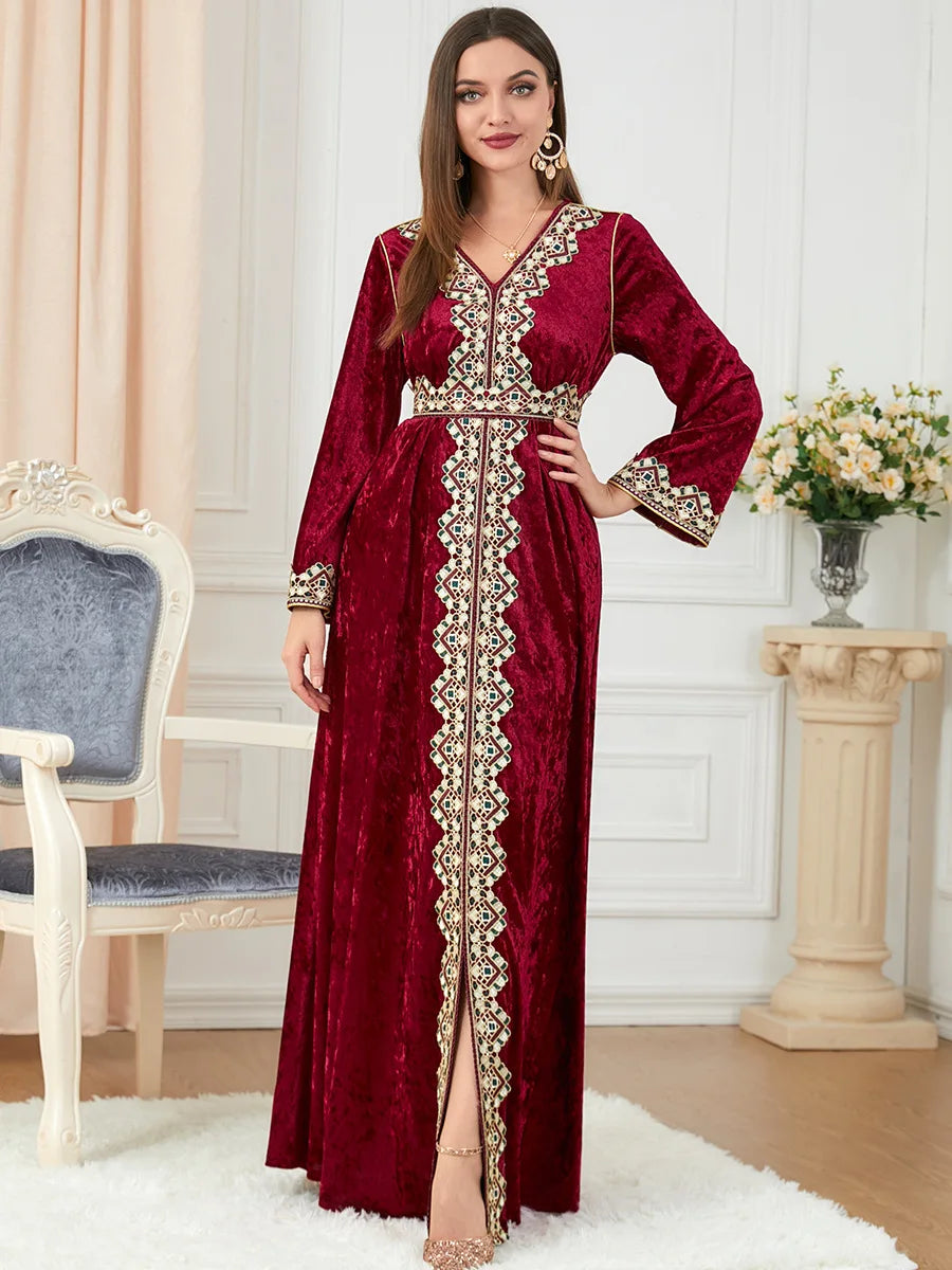 Robe Abaya Velours Femme — Kimono Long Style Dubaï & Caftan Marocain