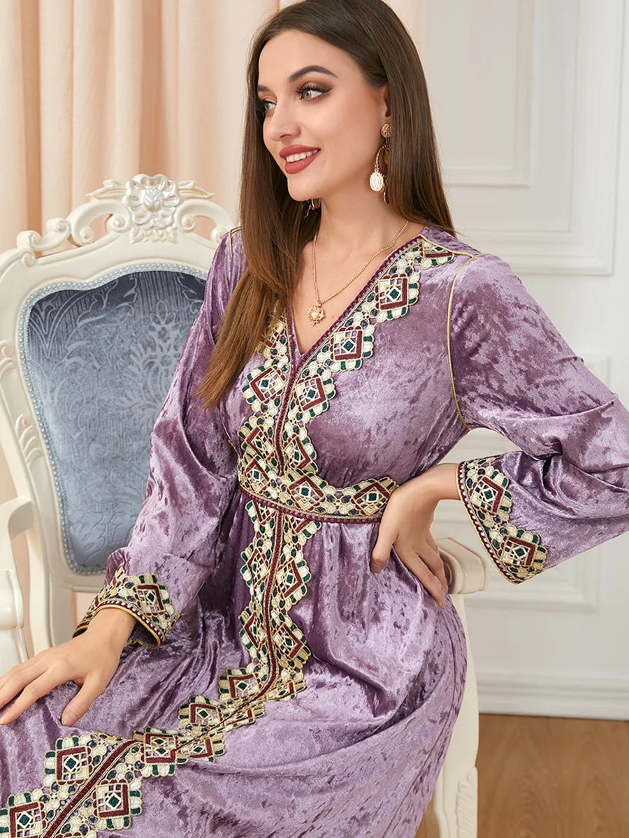 Robe Abaya Velours Femme — Kimono Long Style Dubaï & Caftan Marocain