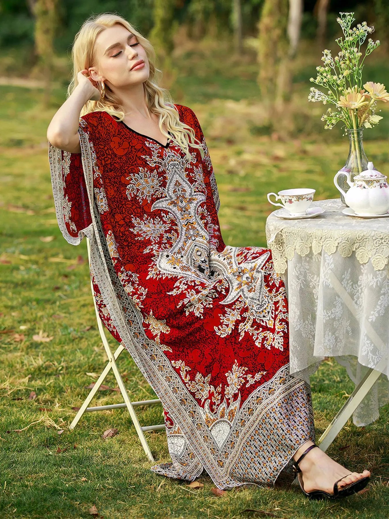 Robe Longue Bohémienne Col V — Imprimé Ethnique Plage Moyen-Orient