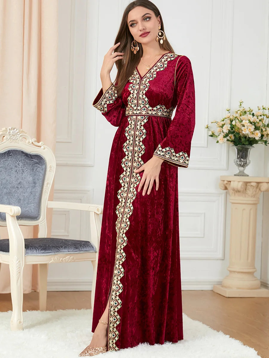 Robe Abaya Velours Femme — Kimono Long Style Dubaï & Caftan Marocain