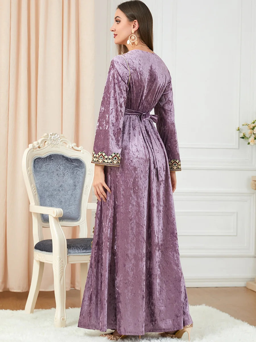 Robe Abaya Velours Femme — Kimono Long Style Dubaï & Caftan Marocain