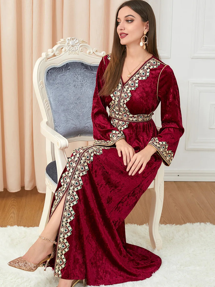 Robe Abaya Velours Femme — Kimono Long Style Dubaï & Caftan Marocain