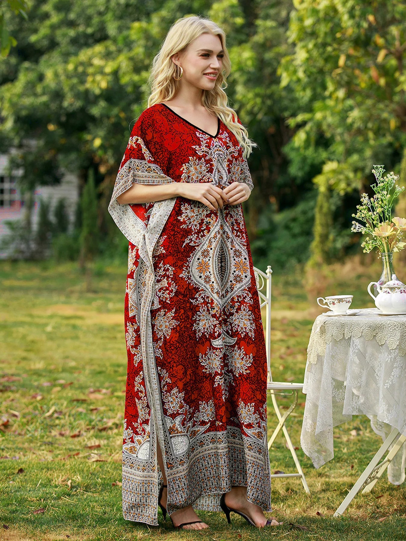 Robe Longue Bohémienne Col V — Imprimé Ethnique Plage Moyen-Orient